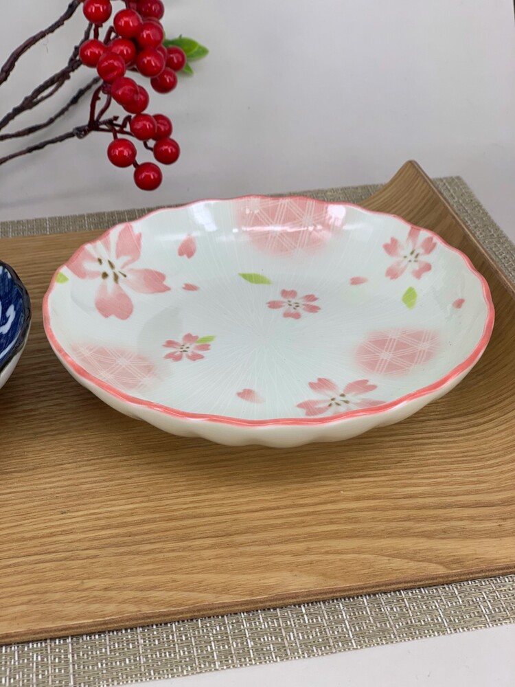 萌窯  色絵菊　5寸菊皿 4枚セット 萌窯 色絵菊 5寸菊皿 4枚セット 萌窯 色絵菊 5