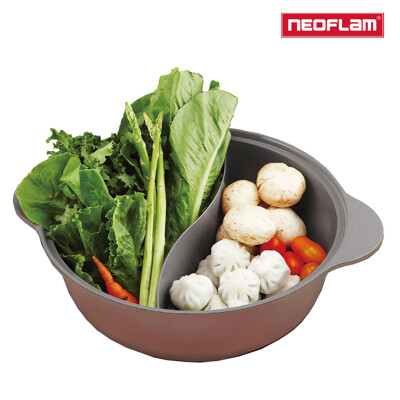 NEOFLAM 陶瓷不沾鑄造28公分鴛鴦鍋含玻璃蓋-丹麥粉(IH、電磁爐適用) (6折)