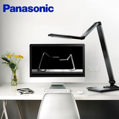 國際牌PANASONIC觸控式四軸旋轉LED檯燈閱讀燈-HH-LT0617P09-深灰 (8.1折)